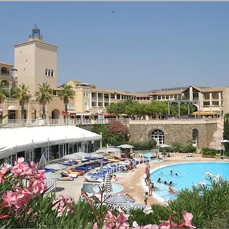 Le Hameau Cap Esterel * Сен-Рафаэль