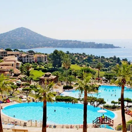 Апартаменты Le Hameau Cap Esterel